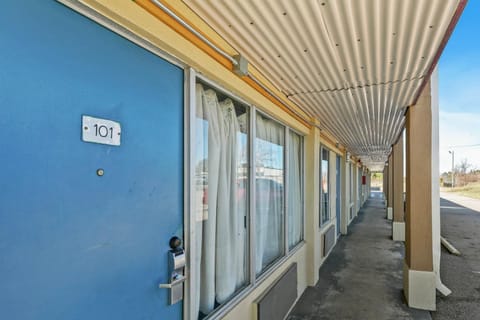 Luxury Inn By Hotel O Hattiesburg, MS Hotel in Hattiesburg