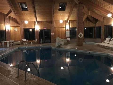 Blisspoint Inn Columbia City Hotel in Indiana