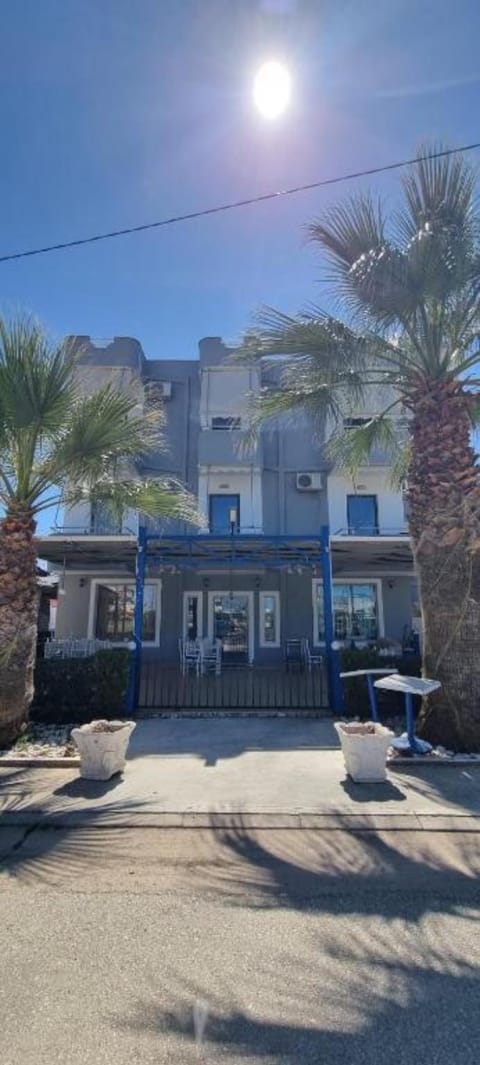 2 Palmat Hotel Hotel in Ksamil