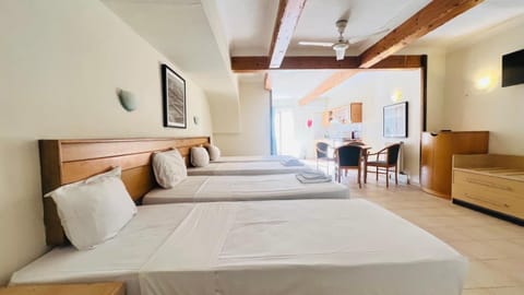 Quad Studio 2936 Apartment hotel in Saint Paul's Bay