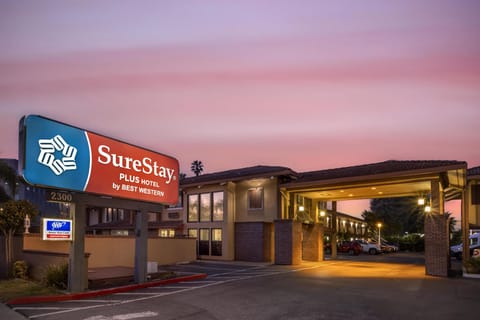SureStay Plus by Best Western Mountain View Hotel in Los Altos