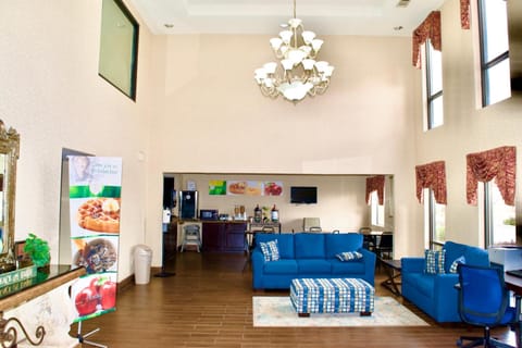 Quality Inn & Suites Pine Bluff Hotel in Pine Bluff