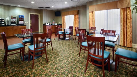 Best Western Plus Kalamazoo Suites Hotel in Kalamazoo