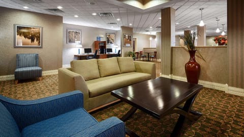 Best Western Plus Kalamazoo Suites Hotel in Kalamazoo