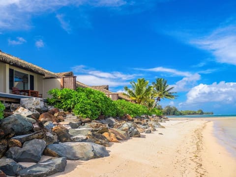 Sea Change Villas Resort in Takitumu District