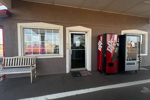 HiWay Inn Express Elk City Route 66 Hotel in Elk City