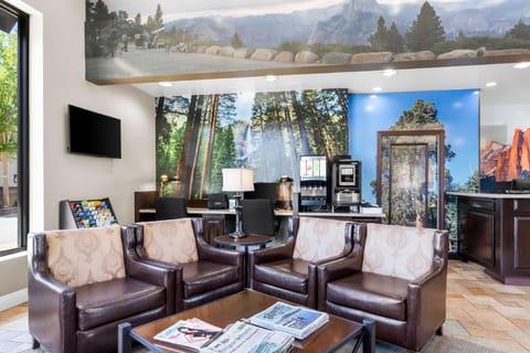 Best Western Plus Yosemite Way Station Motel Hotel in Mariposa