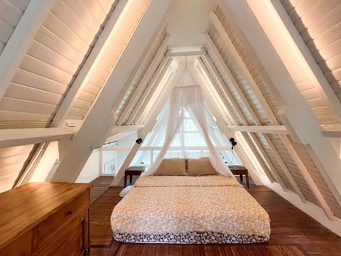 The Lookout Cabin in Pupuan Tabanan Bali Resort in East Selemadeg