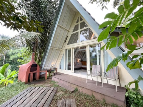 The Lookout Cabin in Pupuan Tabanan Bali Resort in East Selemadeg