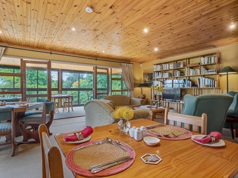 Pumula Lodge Hotel in Knysna