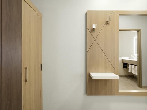 HOLIDAY INN EXPRESS ALEXANDER CITY SOUTH by IHG Hotel in Alexander City