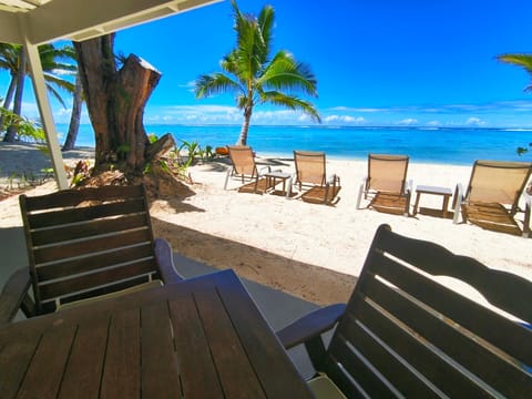 Natura Lagoon Bungalow 3 Hotel in Takitumu District