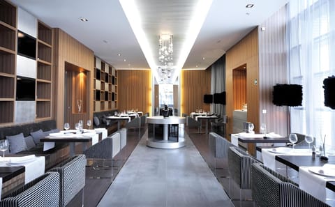 Barcelo Malaga Hotel in Malaga