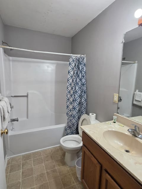 Grand Howell Inn Hotel in Michigan