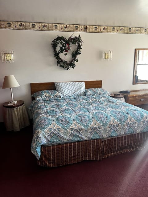 Grand Howell Inn Hotel in Michigan