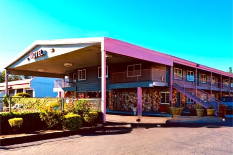 Beaverton Budget Inn Motel in Beaverton