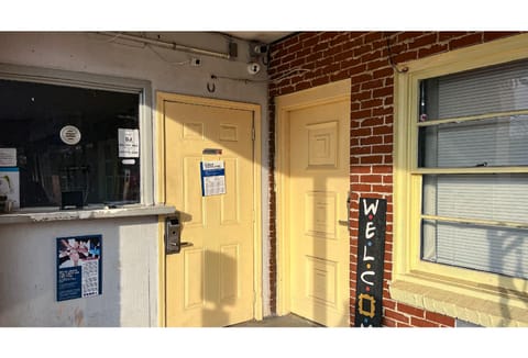 Studio 6 Suites Albany, GA Hotel in Albany