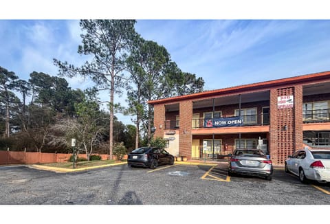 Studio 6 Suites Albany, GA Hotel in Albany