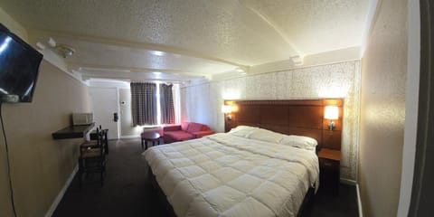 Exceed Inn Indianapolis Airport South Hotel in Perry Township