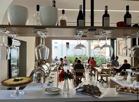 Seaside Hotel Hotel in Vlorë