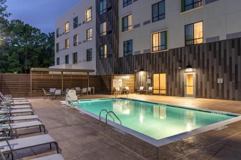 Courtyard by Marriott Charleston-North Charleston Hotel in Goose Creek