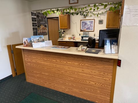 Budget Inn and Suites Bed and Breakfast in Iowa