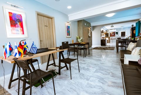 Gregory Comfort Hotel Hotel in Crete