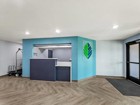 WoodSpring Suites Prattville - Montgomery North Hotel in Millbrook