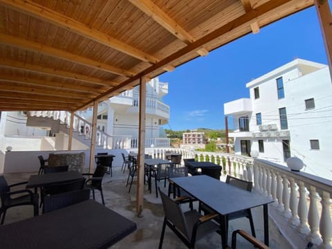 Black Pearl Hotel Hotel in Ksamil