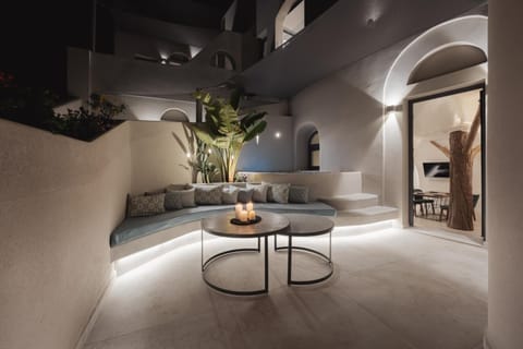 Galaria Serenity Suites Apartment hotel in Mesaria