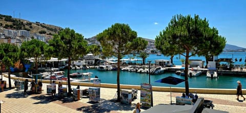 Lion Gate Hotel Hotel in Sarandë