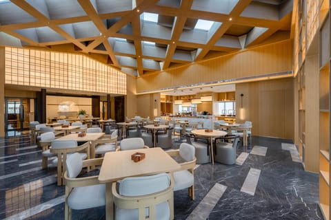 BRILLIANT JIANGUO Resort Hotel - Beijing City Green Heart Forest Park Hotel in Tianjin