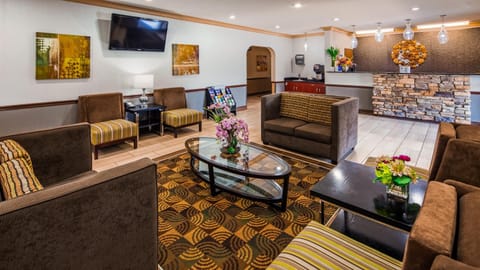 Old Mill Inn Hotel in Omaha