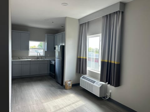 Super 8 by Wyndham Baytown Hotel in Baytown