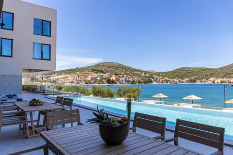 Marinus Beach Hotel Hotel in Šibenik-Knin County, Croatia