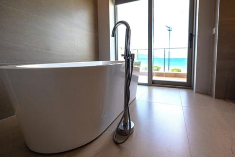 Navy Hotel Hotel in Vlorë