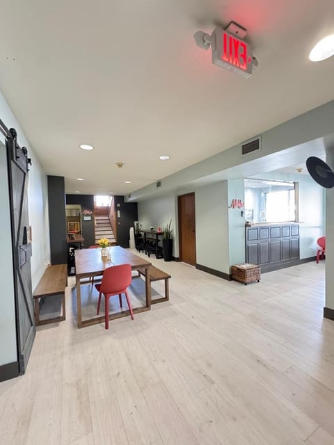 Valued Stay Aloha Hotel in Madison