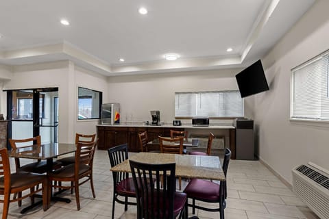 Red Lion Inn & Suites Caseyville Hotel in Caseyville