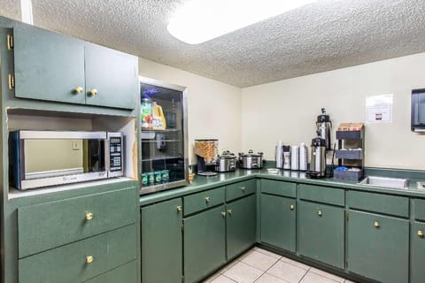 Days Inn by Wyndham Scottsboro AL Hotel in Scottsboro