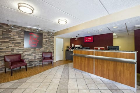 Red Roof Inn Tampa - Brandon Hotel in Brandon