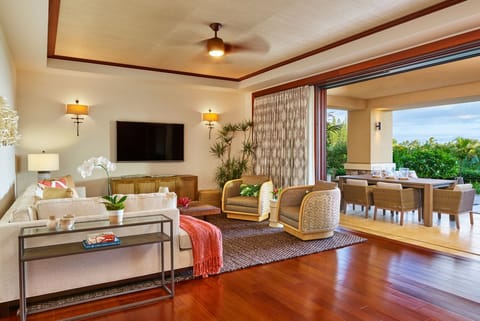 The Resort at Kapalua Bay, Maui Hotel in Kapalua