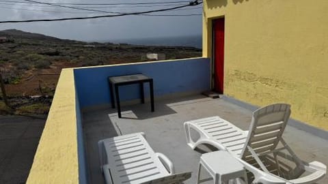 7 Calcosas Hostel in El Hierro