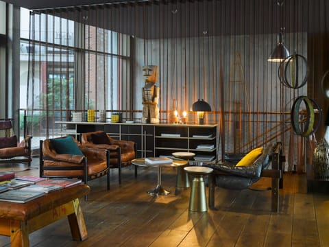 Bar/lounge