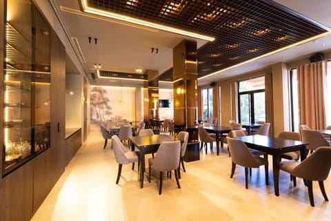 New Donantelo Hotel Hotel in Vlorë