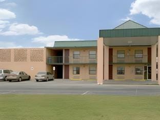 Econo Lodge Mineral Wells Hotel in Texas