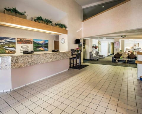 Econo Lodge Denver International Airport Hotel in Aurora