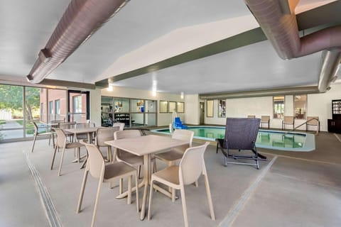 Comfort Suites Denver North - Westminster Hotel in Northglenn