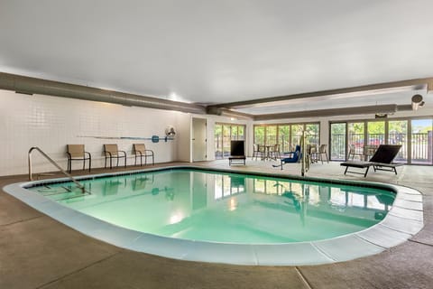 Comfort Suites Denver North - Westminster Hotel in Northglenn