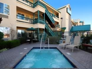 Quality Inn & Suites Livermore Wine Country Hotel in Livermore