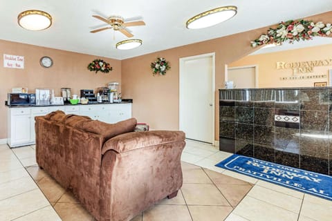 Rodeway Inn Prattville I-65 Hotel in Millbrook
